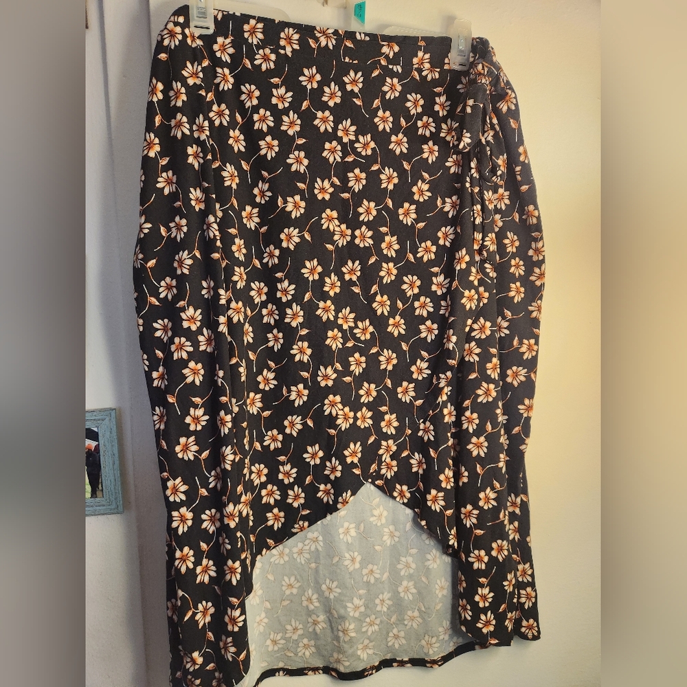 3x Faux Wrap Flower Skirt